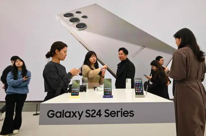 三星推出新款人工智能手机